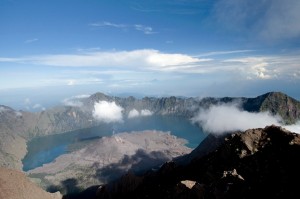 gunung biru