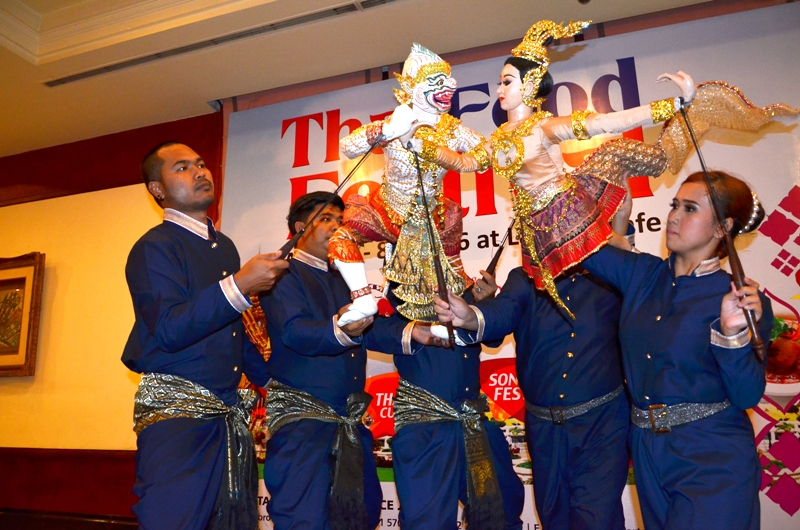 Wayang Thailand ikut meriahkan pembukaan Thai Food Festival